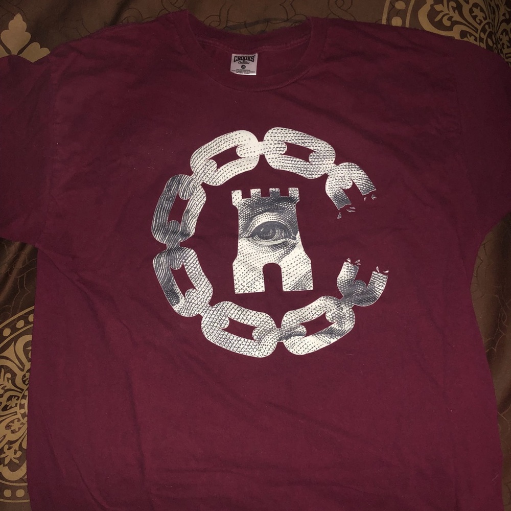 Crooks and castle T